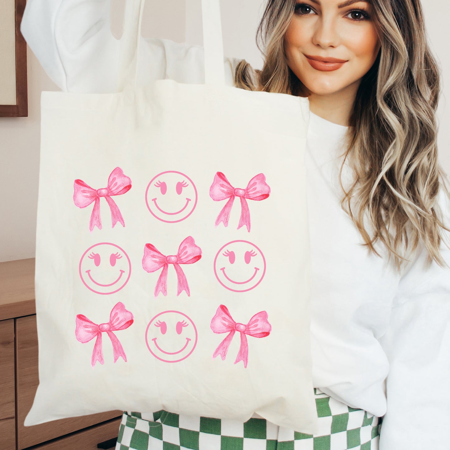 Smiley Face Coquette Chart | Tote Bag