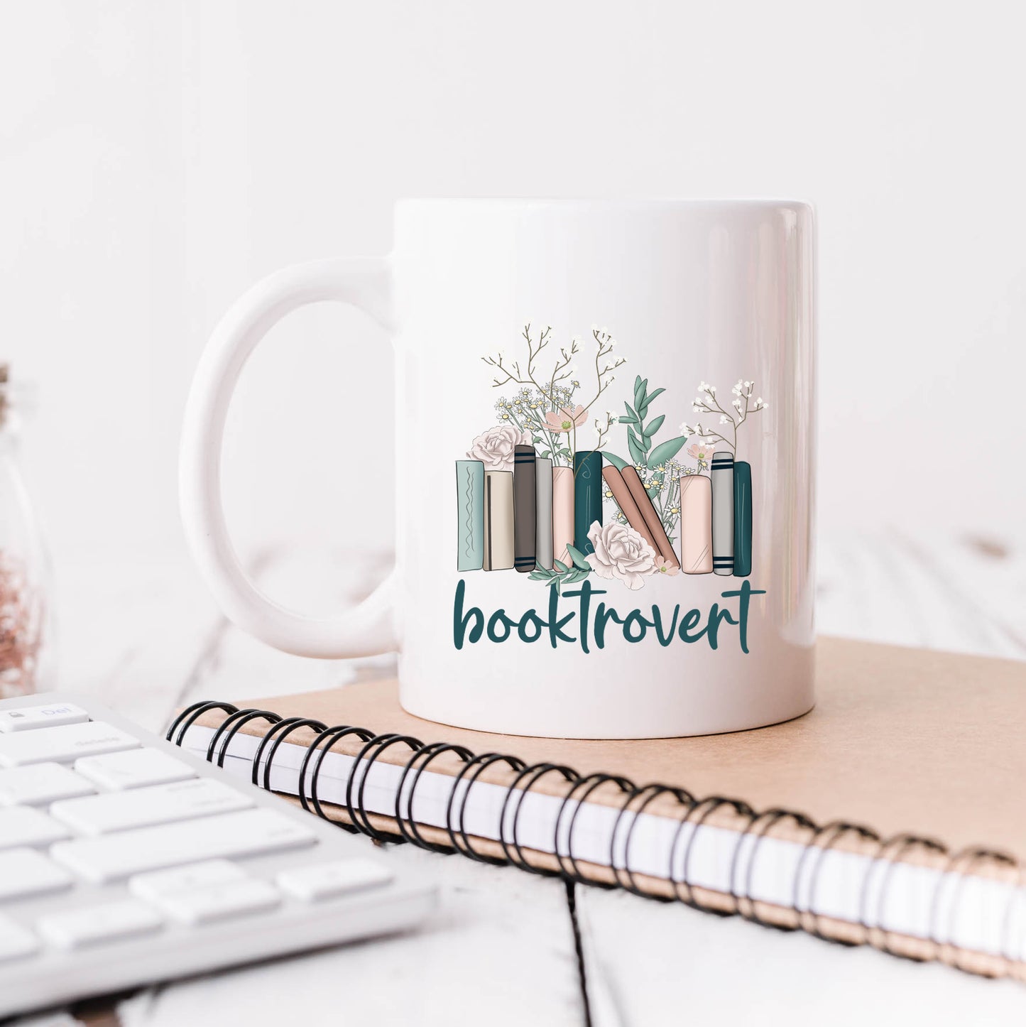 Booktrovert Floral | Mug