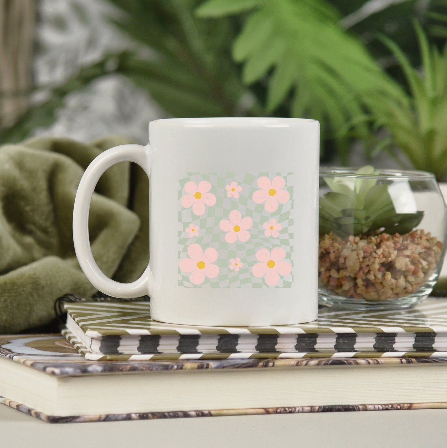 Wavy Checkered Flowers | Mug