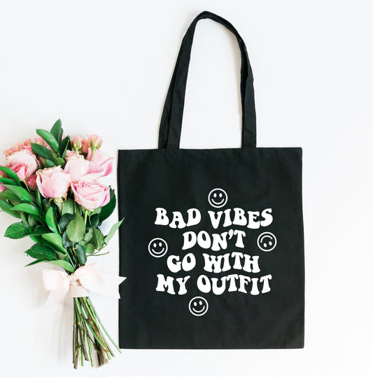 Don't go With My Outfit Smiley Face | Tote Bag